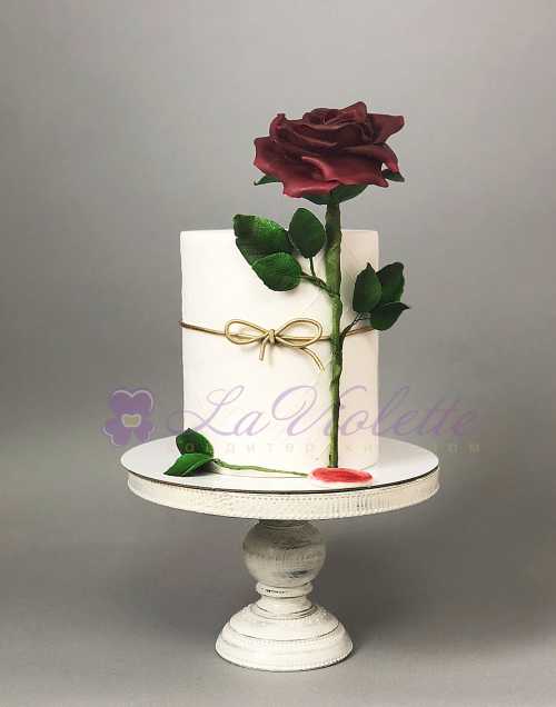 Торт с розой №442