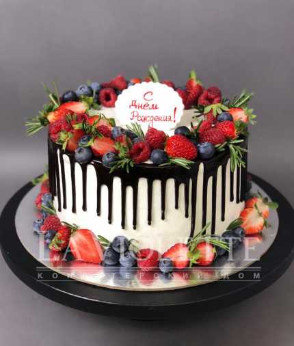 Торт с ягодами №933