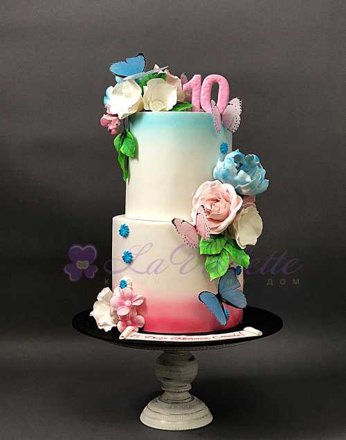 Торт с цветами №150