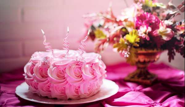 Какой торт подарить девушке на день рождения - La Violette
